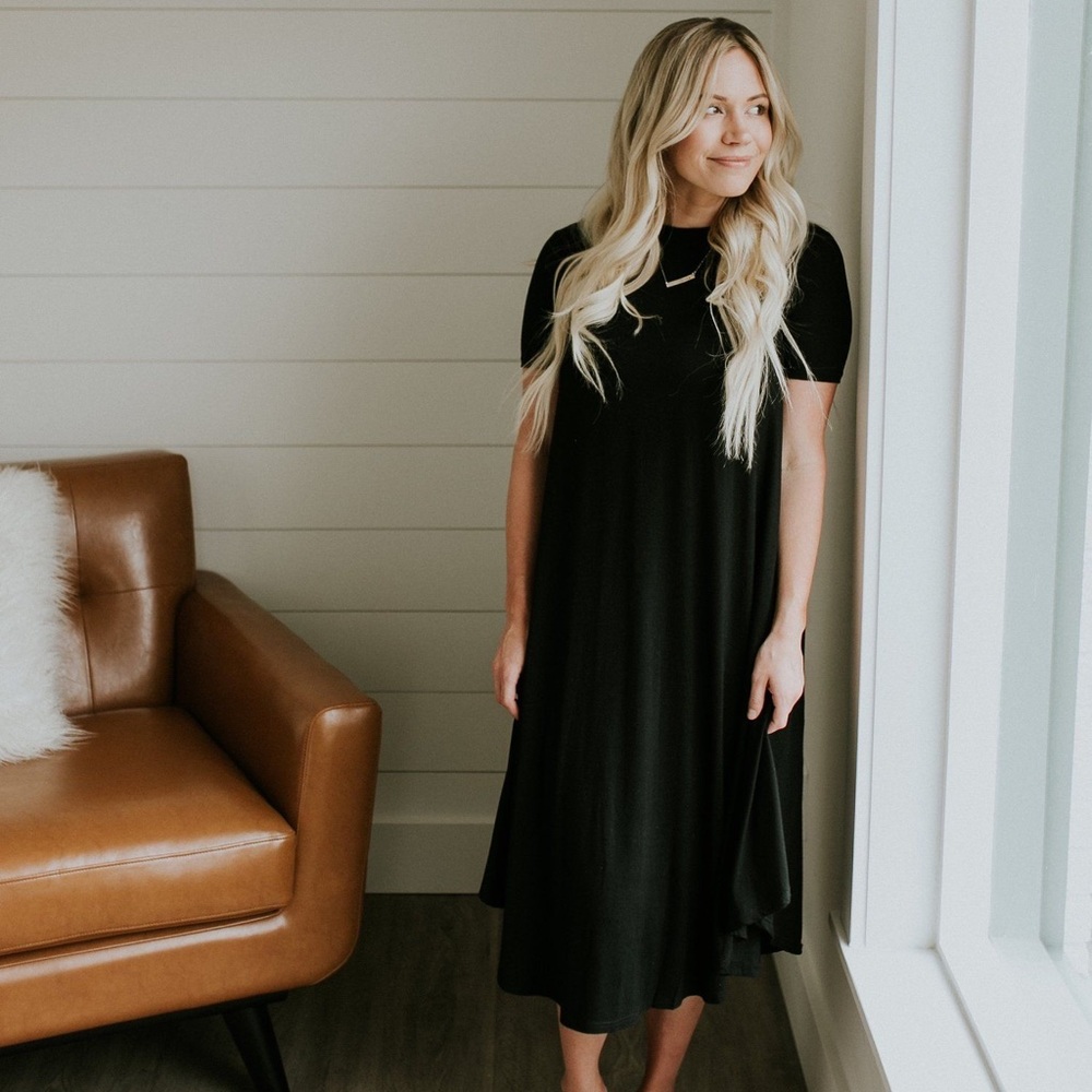 Roolee Black Swing MOM Dress